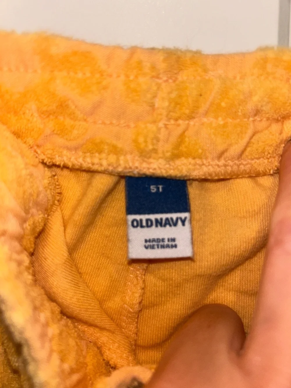 Old Navy Girls 5T Terry Daisy Sweatshirt & Shorts Set Yellow Floral